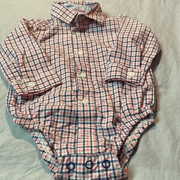 Carters‎ - Picture 2 of 6